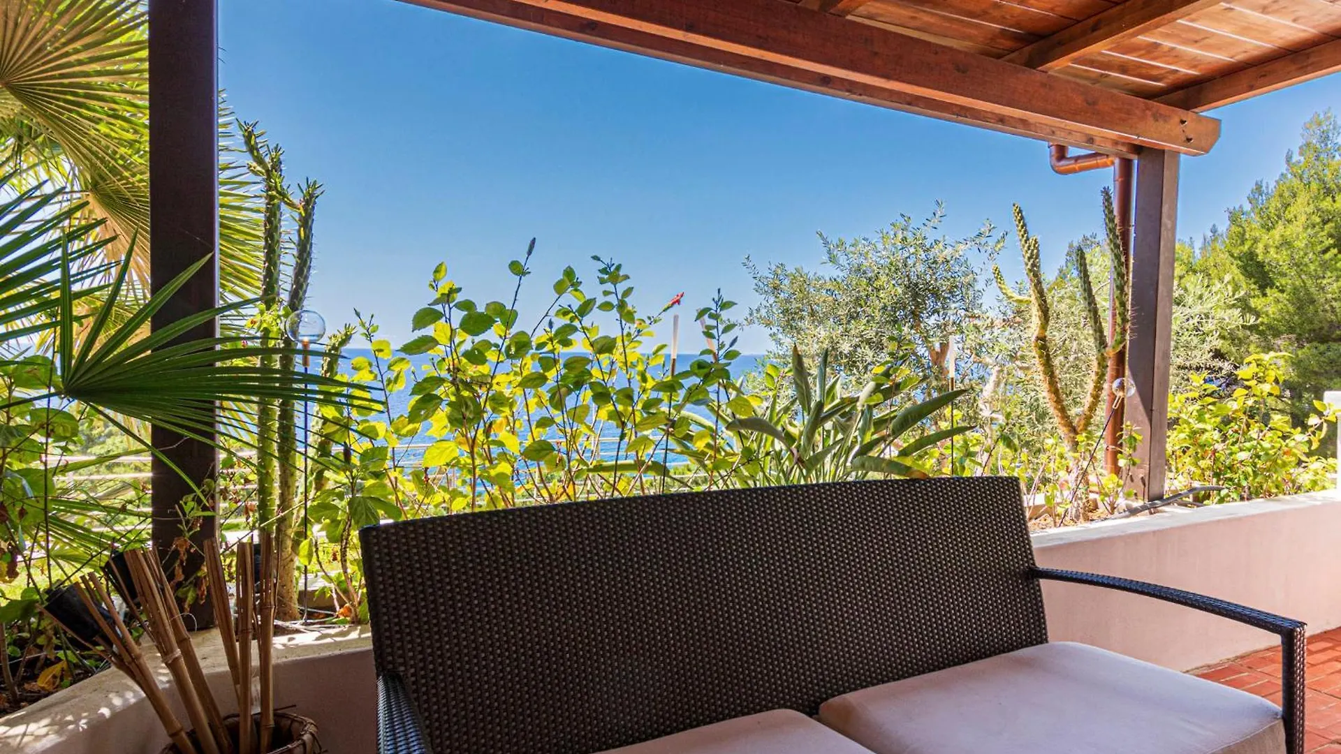 Villa Ritter San Piero in Campo  San Piero in Campo (Isola d'Elba)